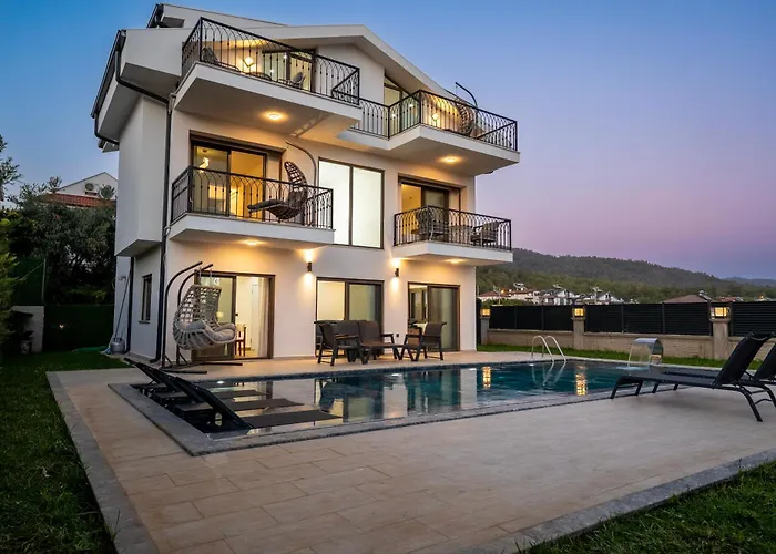 Secil, Fethiyede Tatil Keyfi *